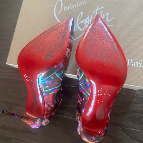 CHRISTIAN LOUBOUTIN
Patent Discolaser Hot Chick 100 Pumps 39 Multicolor - Picture 7 of 9